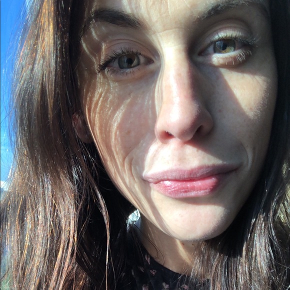 Meet your Posher, Kim - Picture 1 of 1